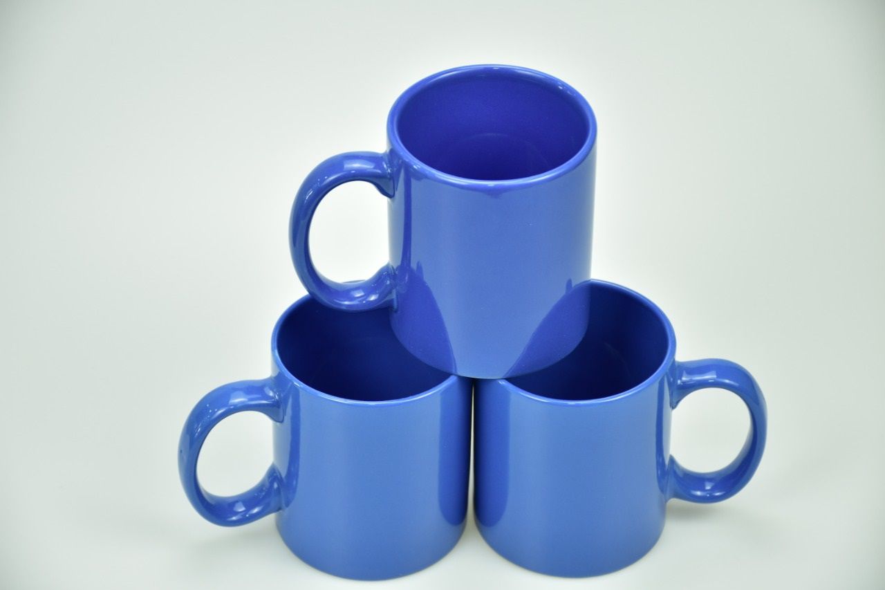 Colored Mugs Blue